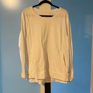 Lilly Pulitzer luxletic white sweatshirt with pockets, size large